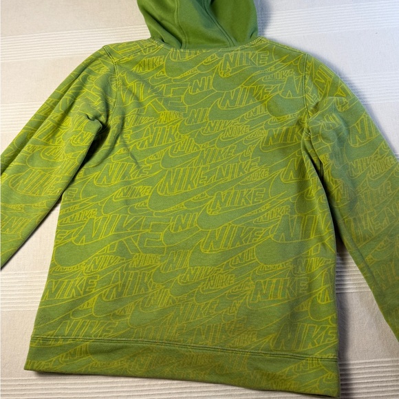 Nike Kids Green Hoodie - Picture 6 of 10